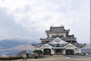 別府鉄輪温泉 貴船城から絶景と守り神の蛇
