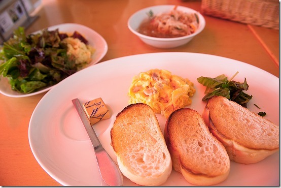 グローウェルカフェのモーニング　Aセット