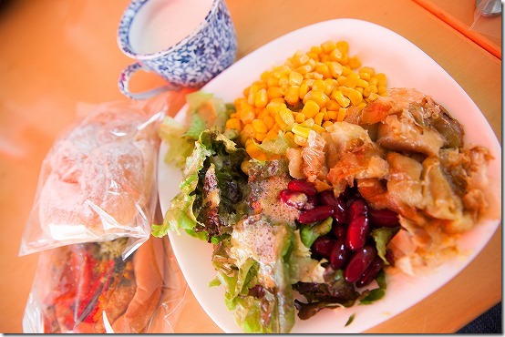 グローウェルカフェのモーニング　サラダバー