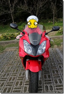 バイクと子供　芥屋大門にて