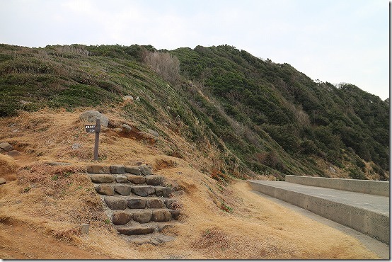 芥屋大門の登山口
