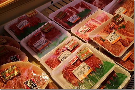 トラヤミートセンダーでランプ肉ステーキ