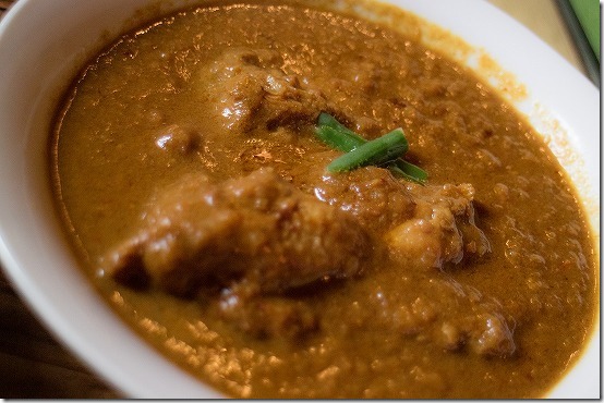 スプーンソングのチキンカレー スプーンソングのチキンカレー