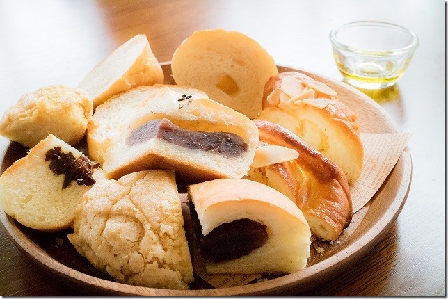 麦の木の食べ放題のパン