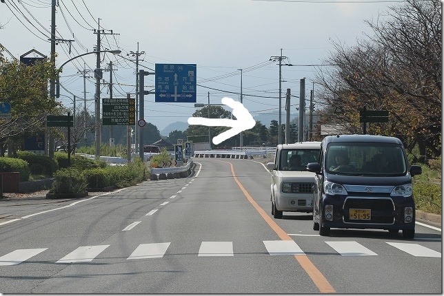糸島 火山への道 初交差点 糸島 火山への道 初交差点
