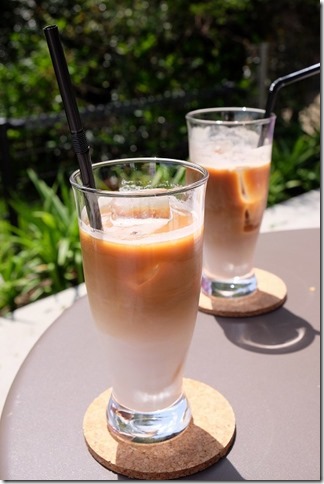 室見川沿いのパン屋さんのランチのアイスカフェラテ 室見川沿いのパン屋さんのランチのアイスカフェラテ