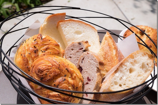 室見川沿いのパン屋さんのランチのパン盛り合わせ 室見川沿いのパン屋さんのランチのパン盛り合わせ