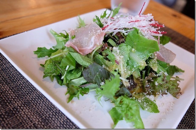 玉色農園レストランのランチ(サラダ) 玉色農園レストランのランチ(サラダ)