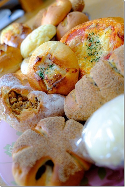 西区今宿の伊三郎製パン／１００円パン