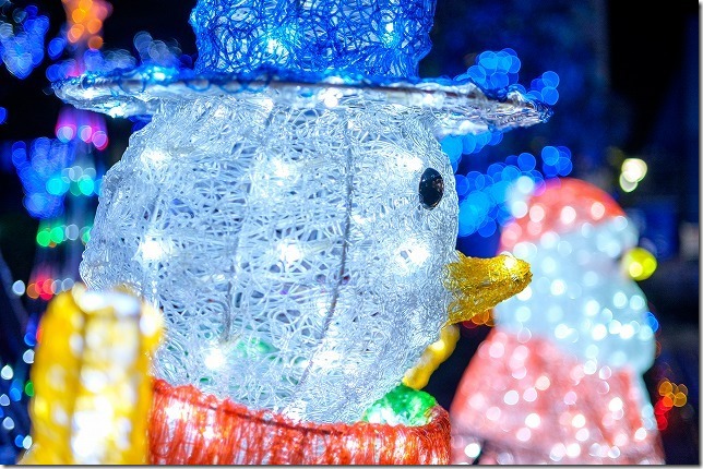 福岡タワーのサンタと雪だるまのイルミネーション 福岡タワーのサンタと雪だるまのイルミネーション