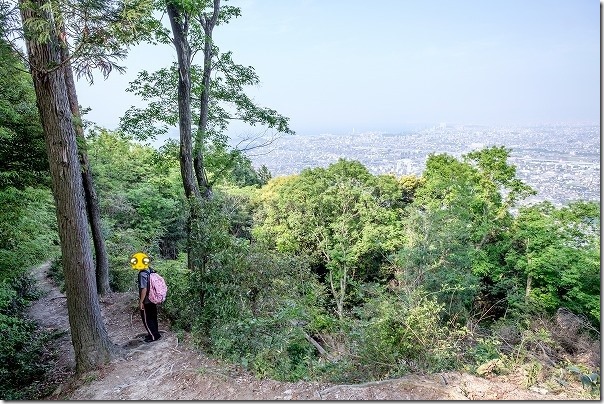 子供と叶岳から野方方面に下山