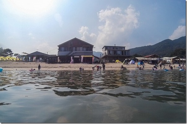 深江海水浴場、海の家、波