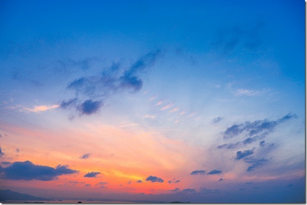 糸島にある火山からの夕日