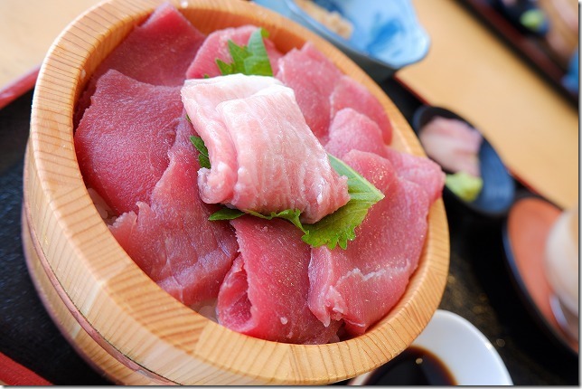 糸島食堂のクロマグロ丼