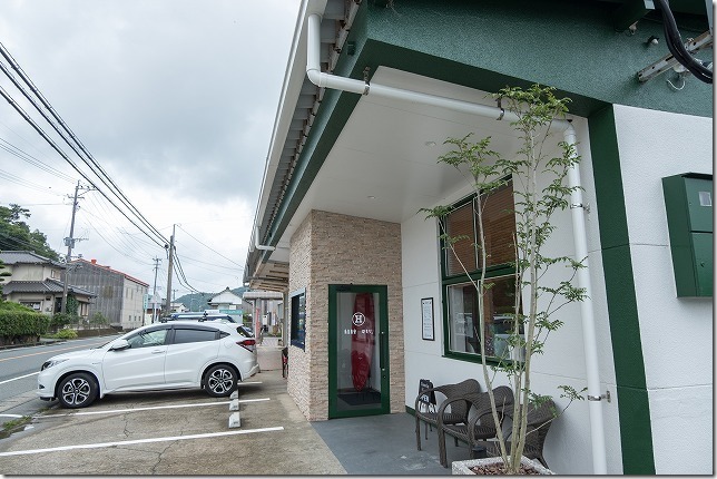 糸島食堂ほもりの外観、駐車場 糸島食堂ほもりの外観、駐車場