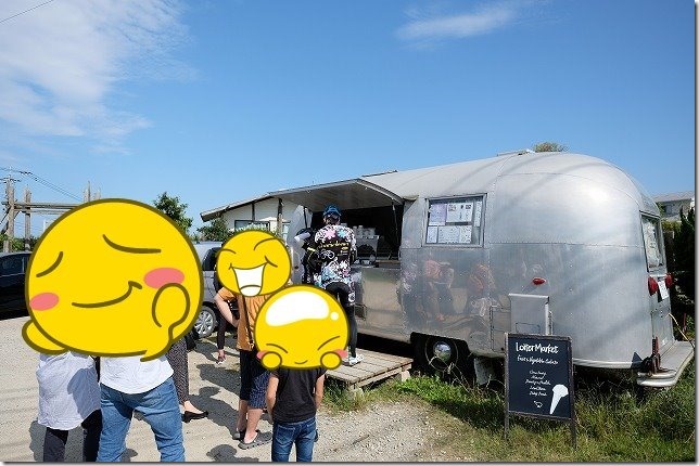 糸島芥屋のロイターマケットの行列 糸島芥屋のロイターマケットの行列