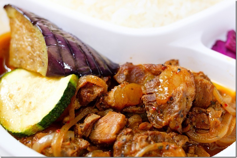 ニセコ/スープカレー(周船寺)の豚軟骨カレー/テイクアウト ニセコ/スープカレー(周船寺)の豚軟骨カレー/テイクアウト