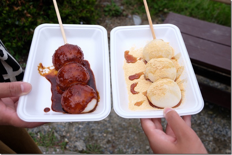 白糸の滝の団子