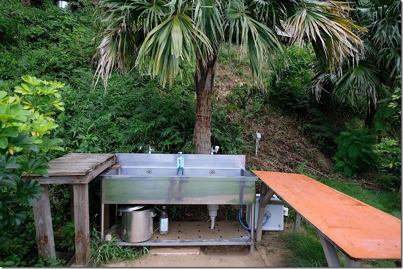 糸島でキャンプ、HIDEAWAY、sunset、campの炊事場 糸島でキャンプ、HIDEAWAY、sunset、campの炊事場