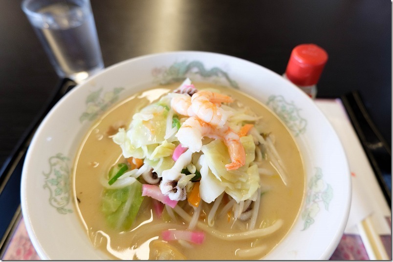 糸島、二丈温泉「きららの湯」の食事処でちゃんぽん