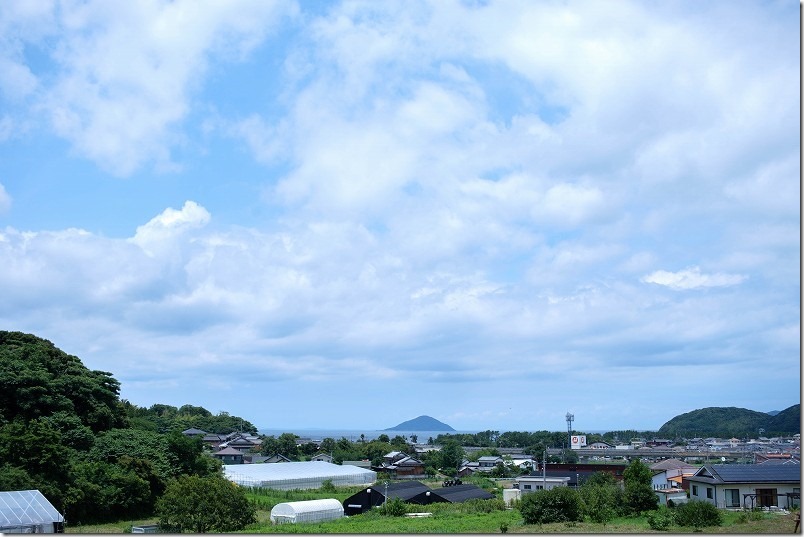 糸島市深江、Cafe食堂Nord(ノール)から海を見渡す