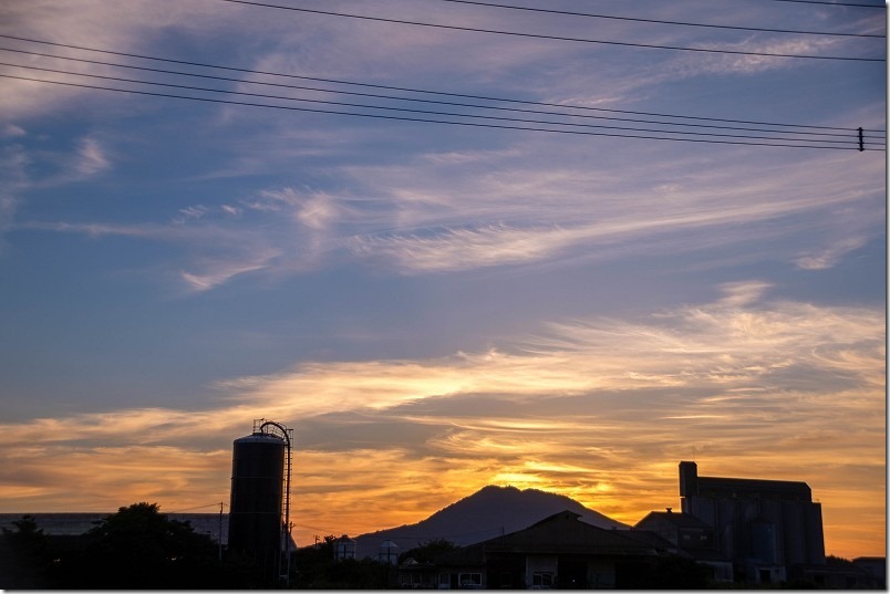 志登神社から糸島富士（可也山）