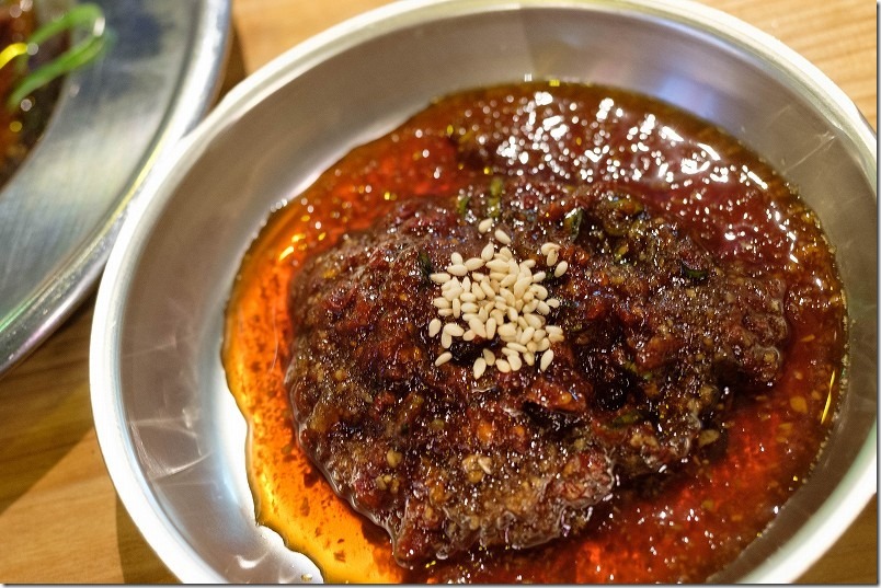 上の焼肉屋、韓国秘伝熟成バリ辛タレ