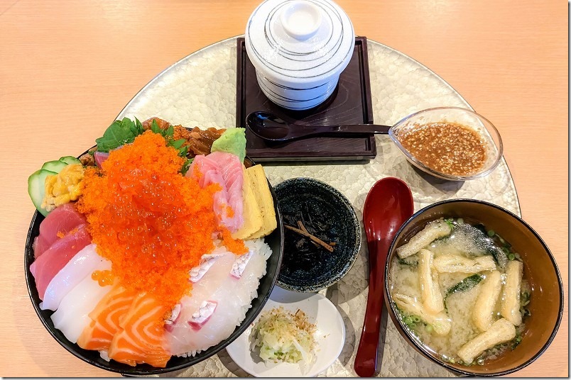 「にぎり塚本鮮魚店」、極み海鮮丼、おすすめ 糸島「にぎり塚本鮮魚店」、極み海鮮丼、おすすめ