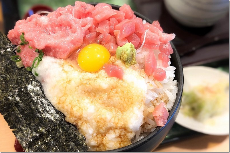 糸島「にぎり塚本鮮魚店」、本マグロと山かけ 糸島「にぎり塚本鮮魚店」、本マグロと山かけ