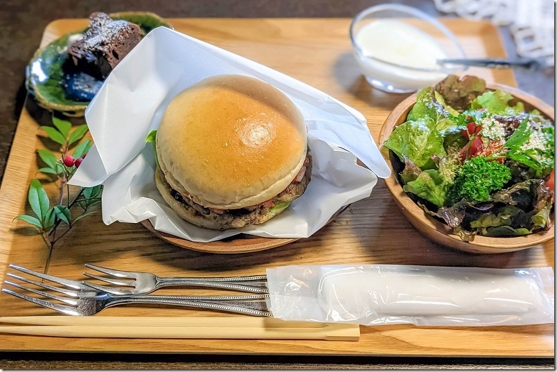 糸島のシュリルのナチュラルバーガー、ハンバーガープレート