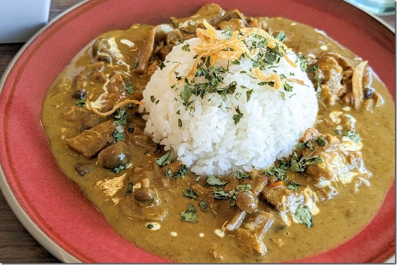 スパイスカレー・パスタ&カフェ、Dishes、日替わりカレー、バターチキンカレー スパイスカレー・パスタ&カフェ、Dishes、日替わりカレー、バターチキンカレー