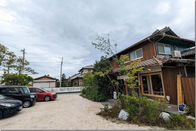 糸島の食堂、マウンテンマウンテンの駐車場 糸島の食堂、マウンテンマウンテンの駐車場