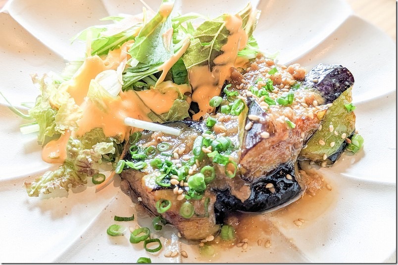 糸島、食堂マウンテンマウンテンのなす味噌炒め・スンドゥブチゲの2品定食 糸島、食堂マウンテンマウンテンのなす味噌炒め・スンドゥブチゲの2品定食