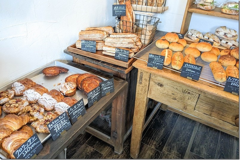 今宿、ケイゾウ ベーカリーのパンの種類・メニュー。ハード系パン