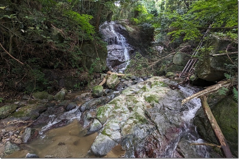 糸島、鳴滝の様子・景観。更に上流、渓流