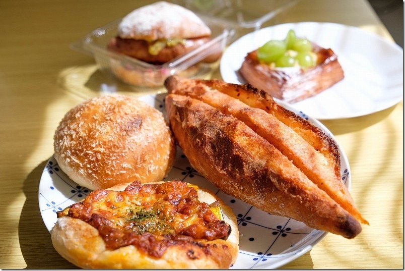 今宿ケイゾウベーカリーの明太フランス、価格