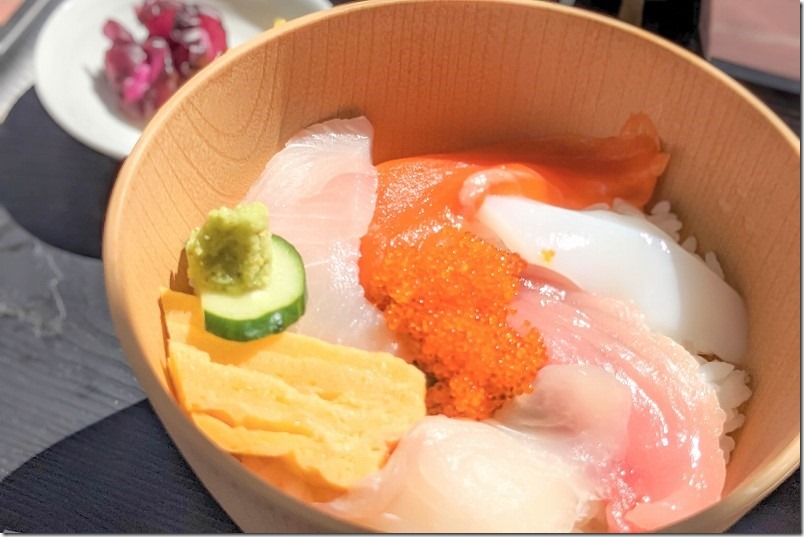 御崎商店(海鮮丼)の海鮮丼、糸島キッチンパレット 御崎商店(海鮮丼)の海鮮丼、糸島キッチンパレット