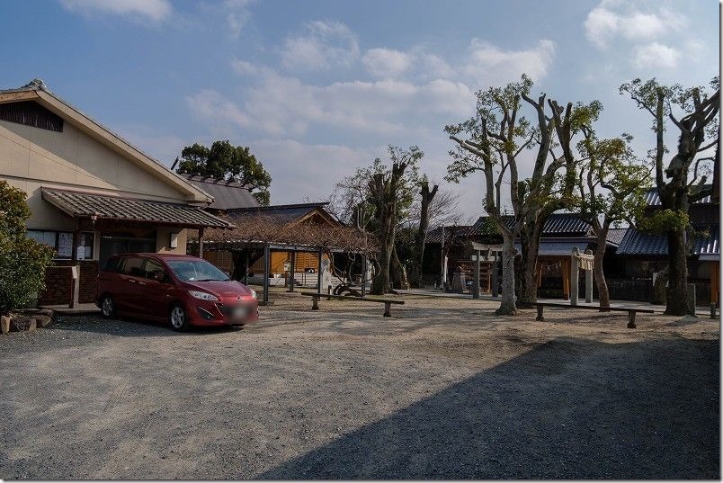 太郎丸神社の駐車場、糸島、福岡市西区 太郎丸神社の駐車場、糸島、福岡市西区