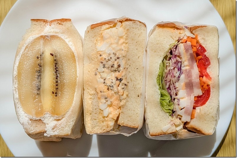 tanma co tanmaで買ったBLT、たまごのサンドイッチやキウイのフルーツサンドを食レポ