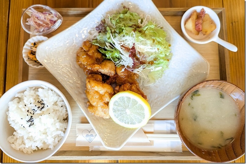 カフェ しあわせ駅のランチ 日替わりランチ 1200円 カフェ しあわせ駅のランチ 日替わりランチ 1200円