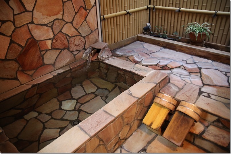 うれしの源泉 百年の湯の家族風呂（佐賀県嬉野市）