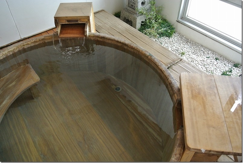 博多 由布院・武雄温泉 万葉の湯の家族風呂（福岡県福岡市）