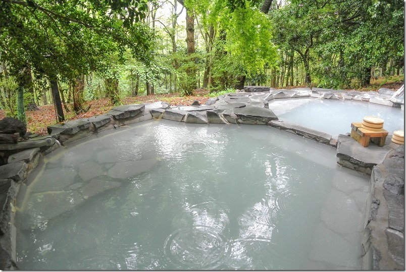 霧島温泉 旅行人山荘の家族風呂（鹿児島県霧島市）