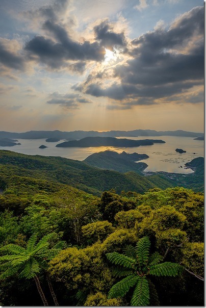 奄美大島、高知山展望台からの夕日