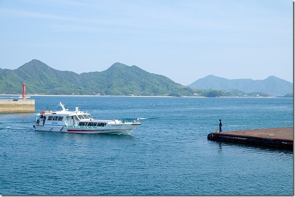 三原・須波港から大久野島への高速船