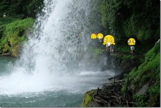 慈恩の滝で水遊び(大分県玖珠町)
