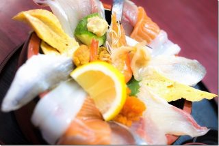 てっぺんで海鮮丼・刺身定食(長崎県西彼杵郡時津町)