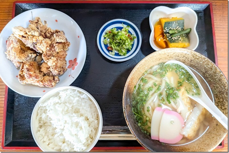 食事処「あかの駅」の唐揚げ定食