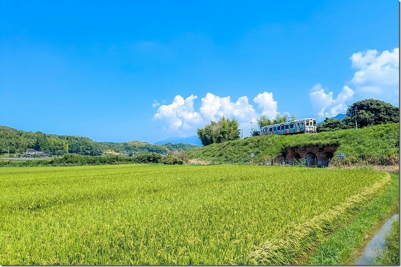 内田三連橋梁の上を走る平成筑豊鉄道の列車