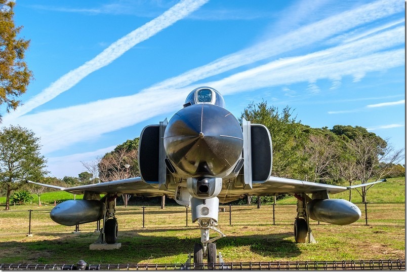 メタセの杜のF4戦闘機（正面）